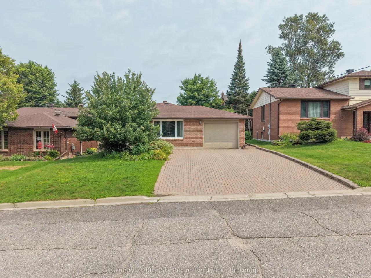 113 Sable Crescent — photo 3