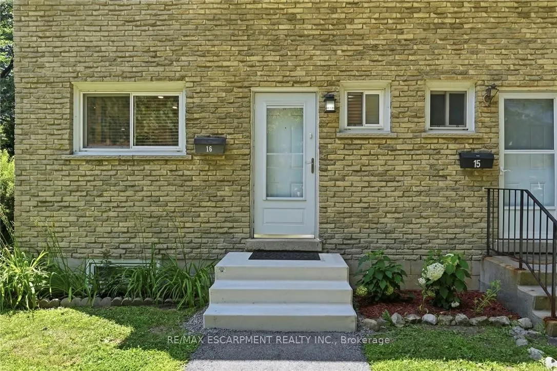 1420 Garth Street — photo 2