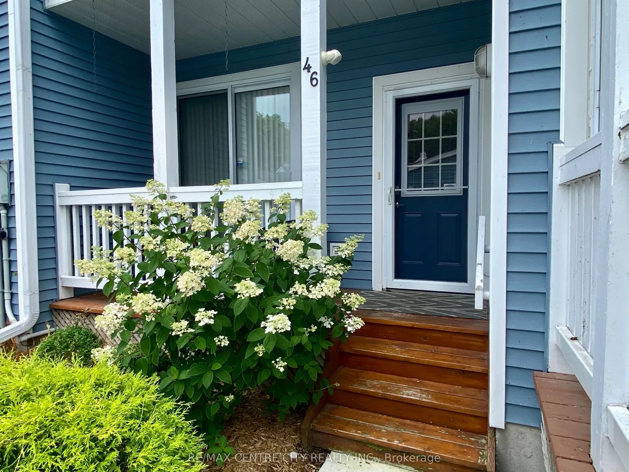374 Front Street — photo 3