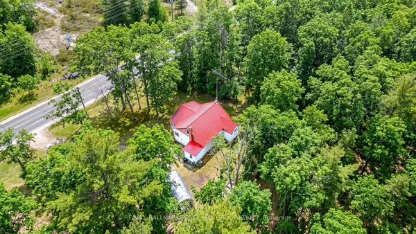 1301 Honey Harbour Road