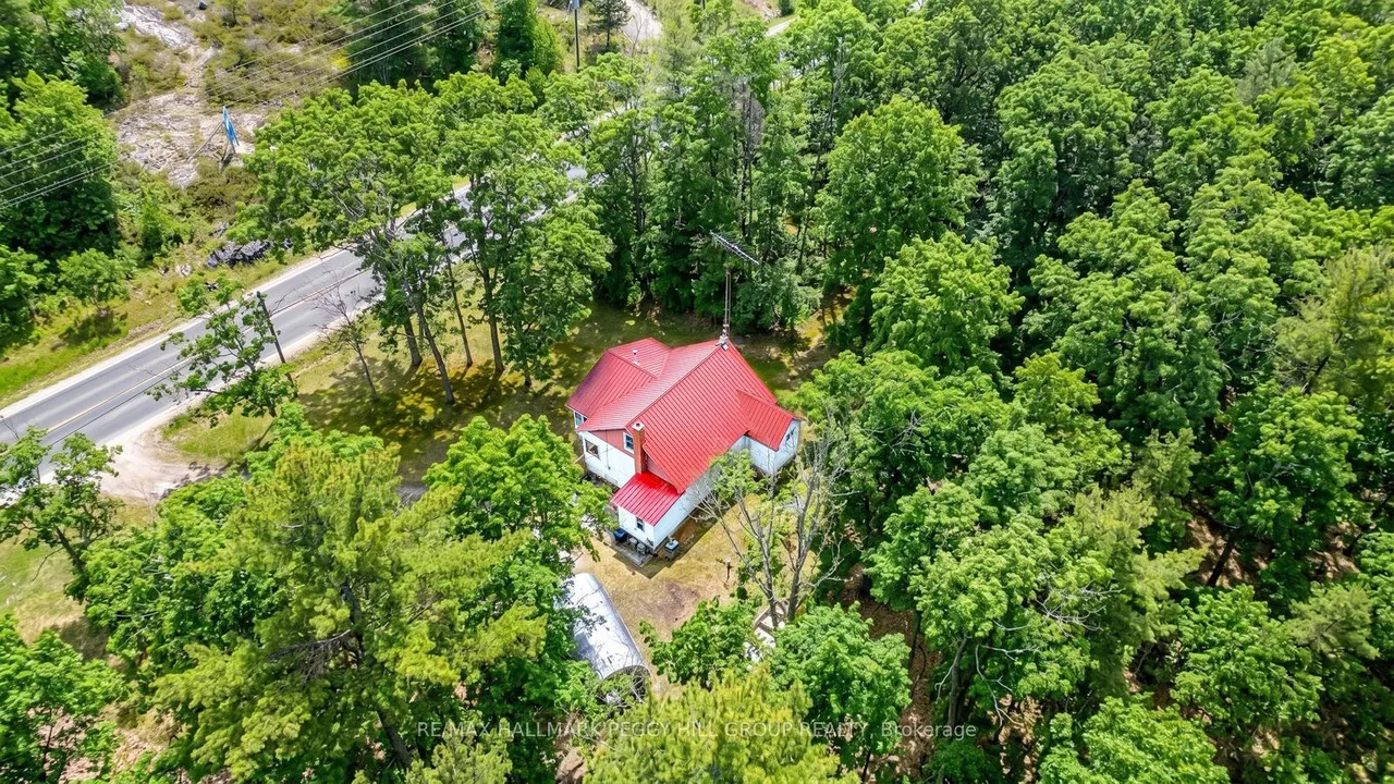 1301 Honey Harbour Road