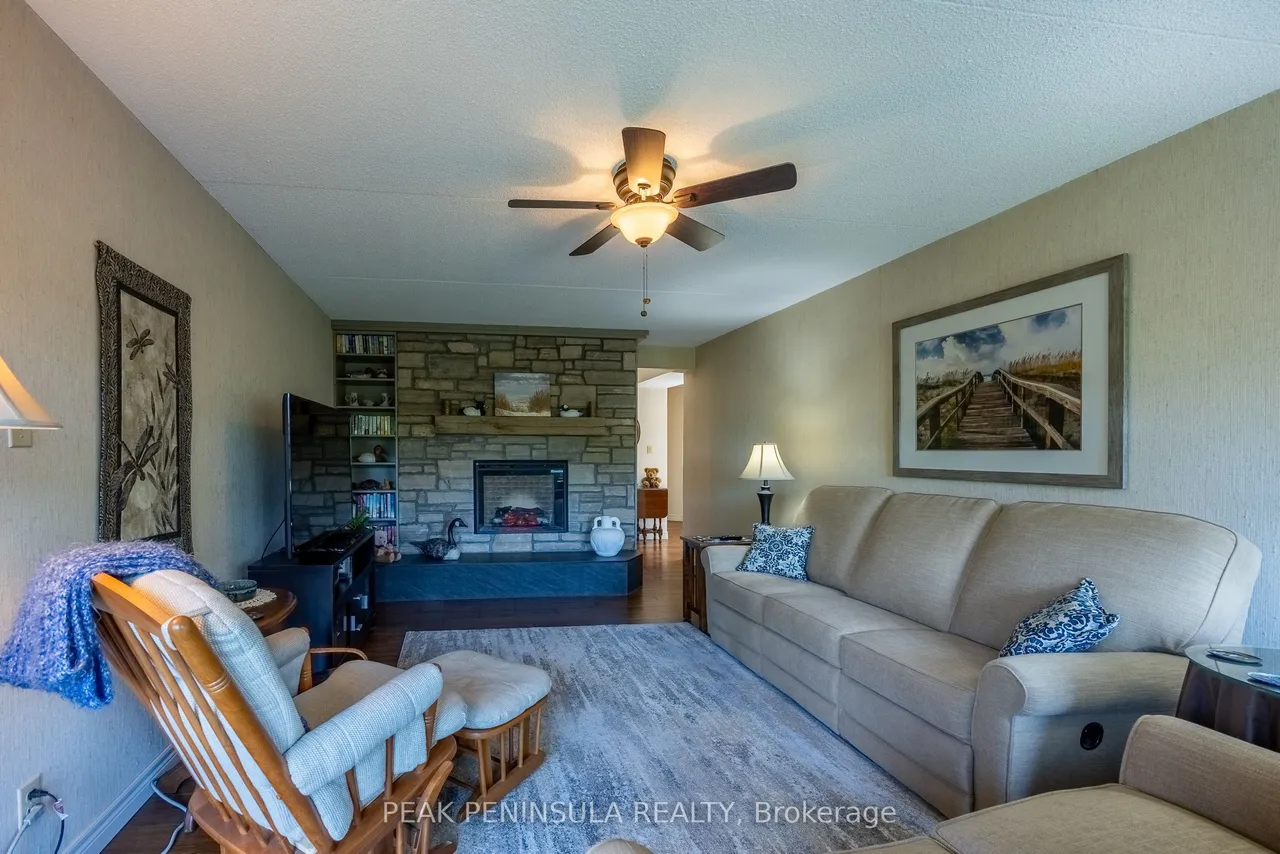 17 Mill Pond Court — photo 2