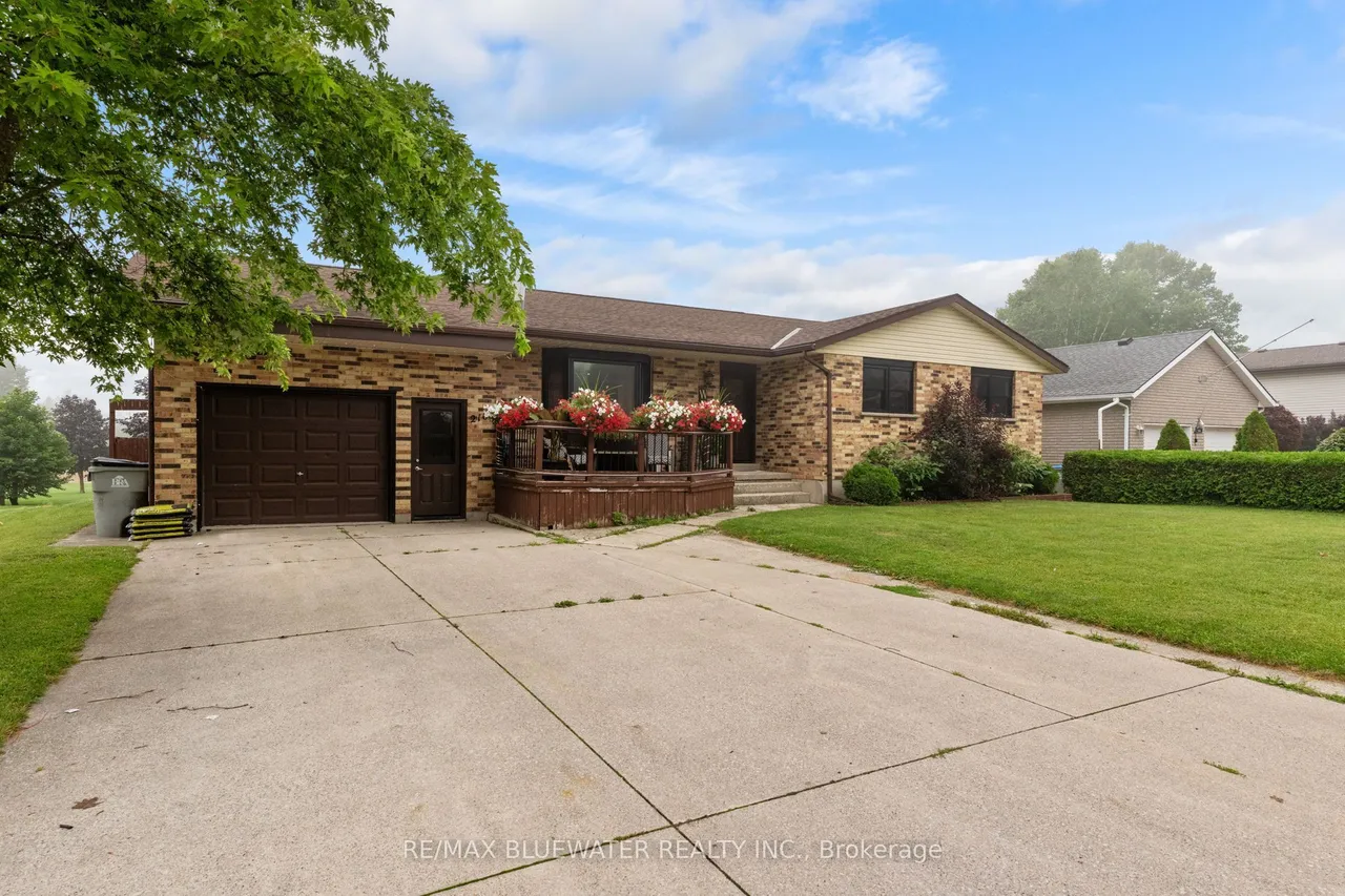 210 Hill Street — photo 44