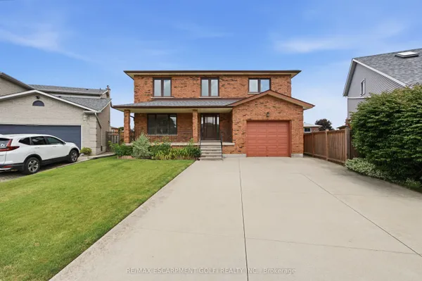 18 Marcel Place — photo 2