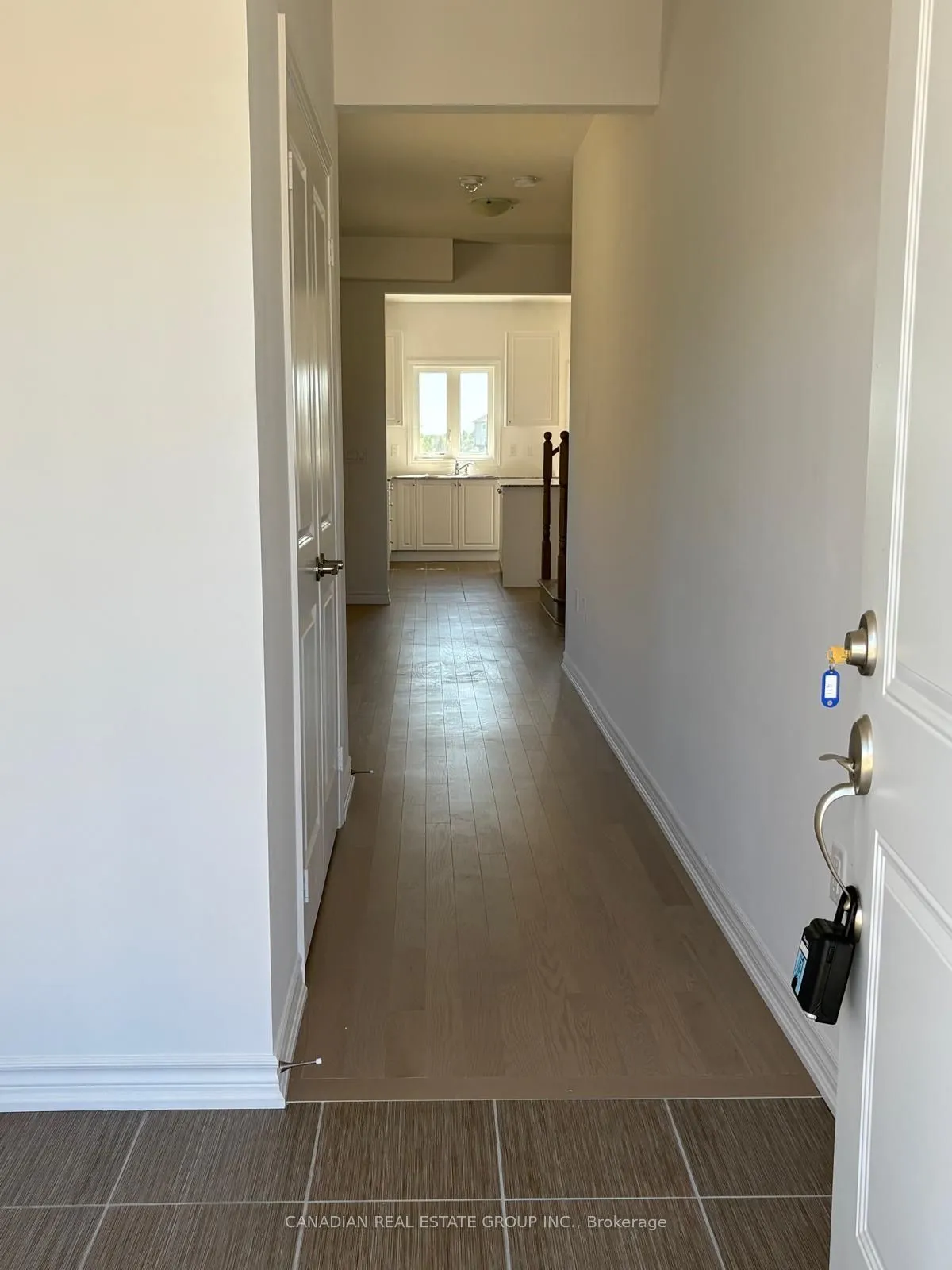 391 Russell Street — photo 3