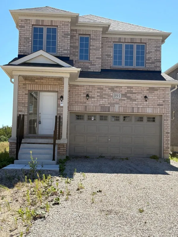 391 Russell Street — photo 2