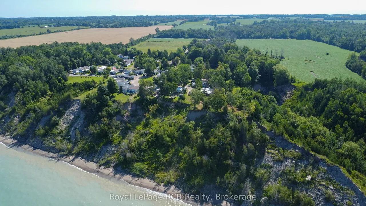 79681 Bluewater Hwy 21 — photo 33