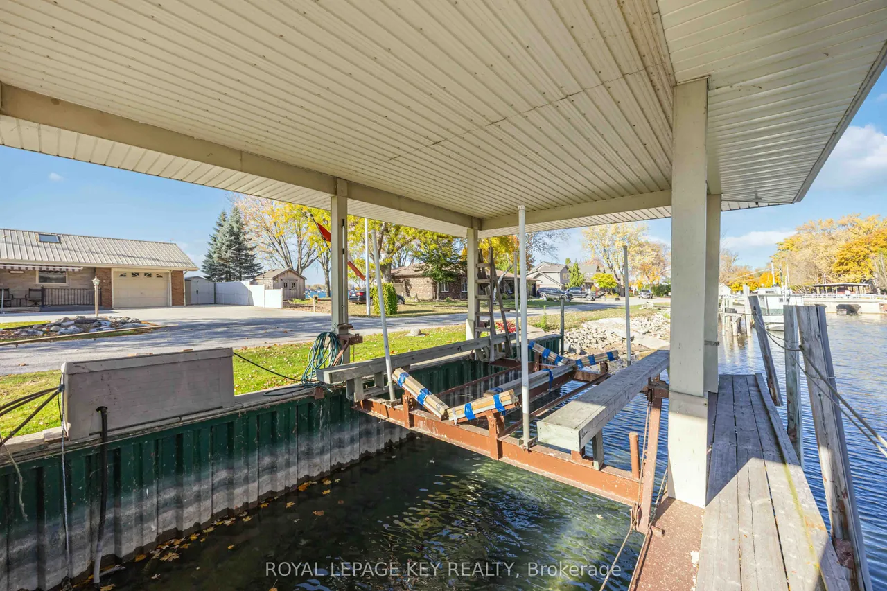 3957 Seaway Road — photo 49