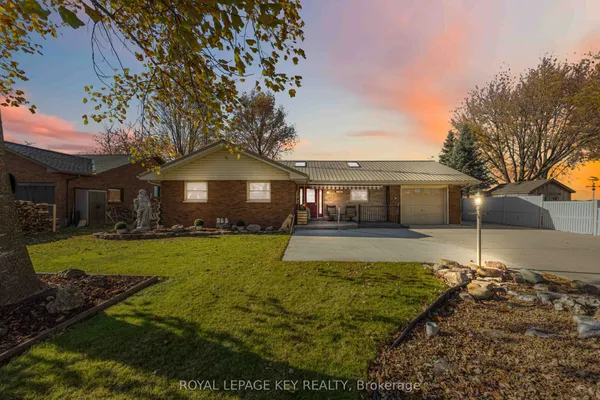 3957 Seaway Road