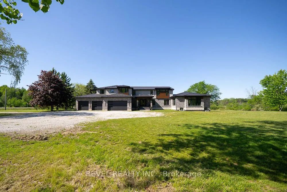 1679 Highway 6 — photo 2