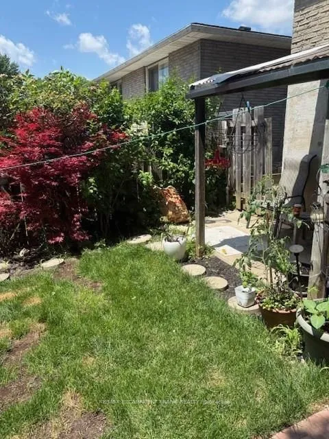 97 Guildwood Drive — photo 39