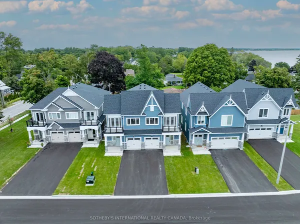 8 Twelve Trees Court — photo 2