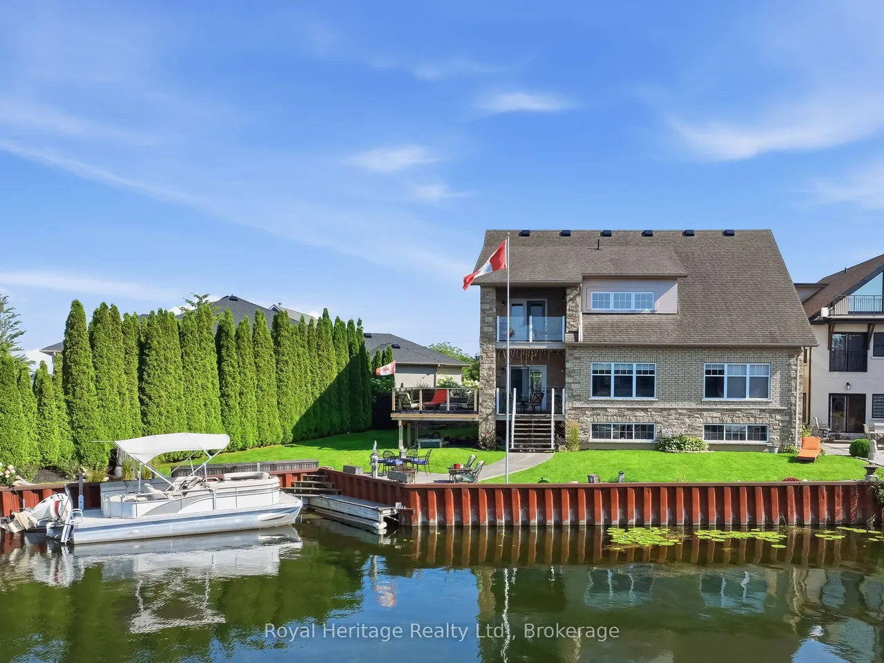32 Edgewater Drive — photo 3
