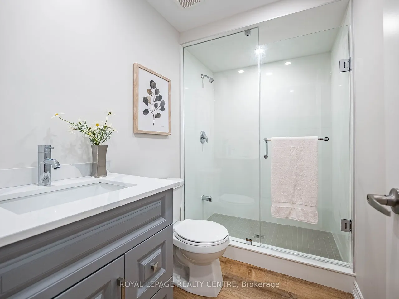 343 Russell Street — photo 49