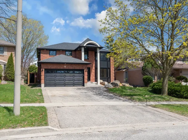 11 Bridlewood Drive