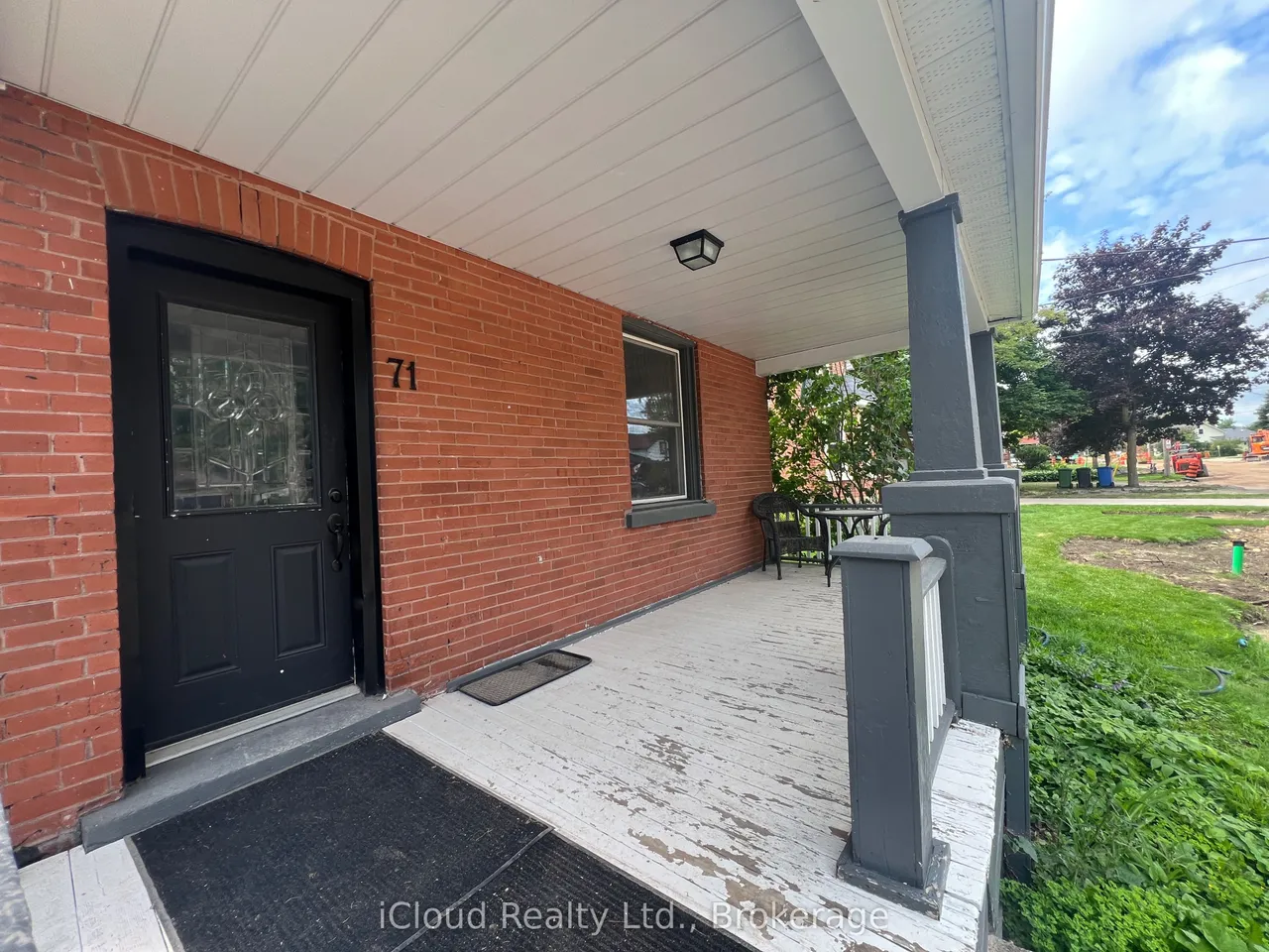 71 Osprey Street S — photo 2