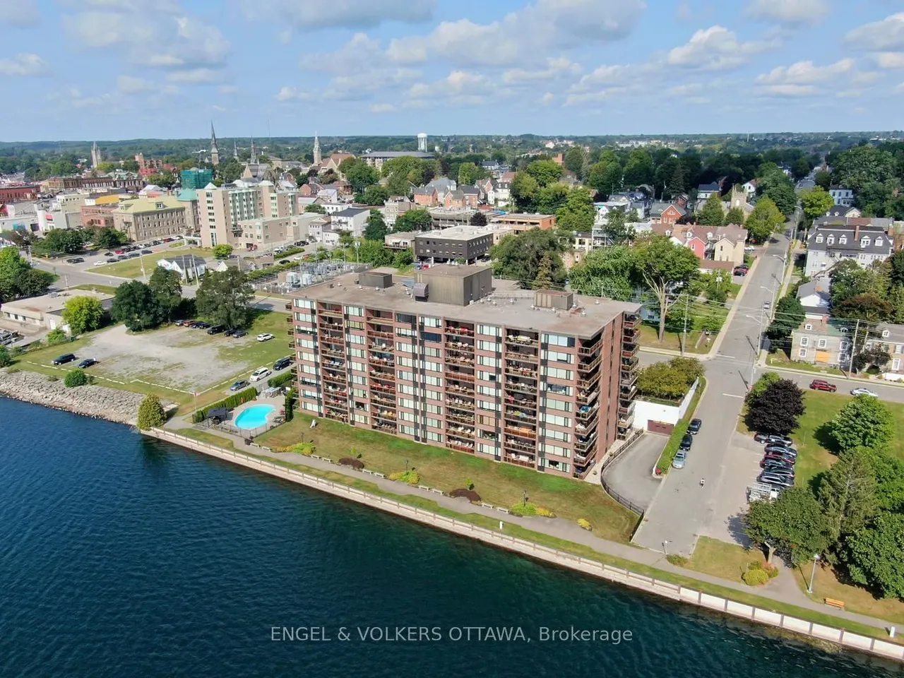 55 Water Street E, Unit 110 — photo 2