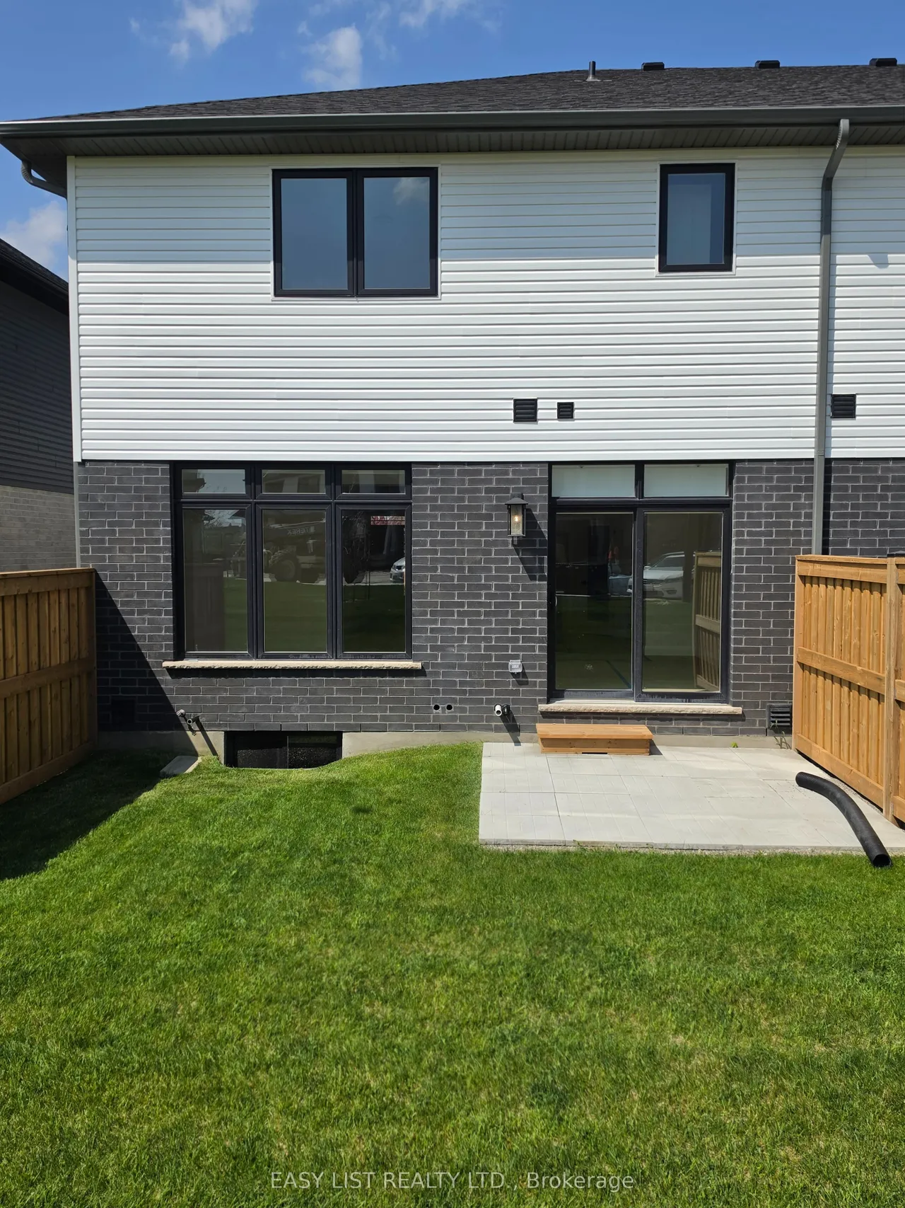 55 Teal Drive — photo 3