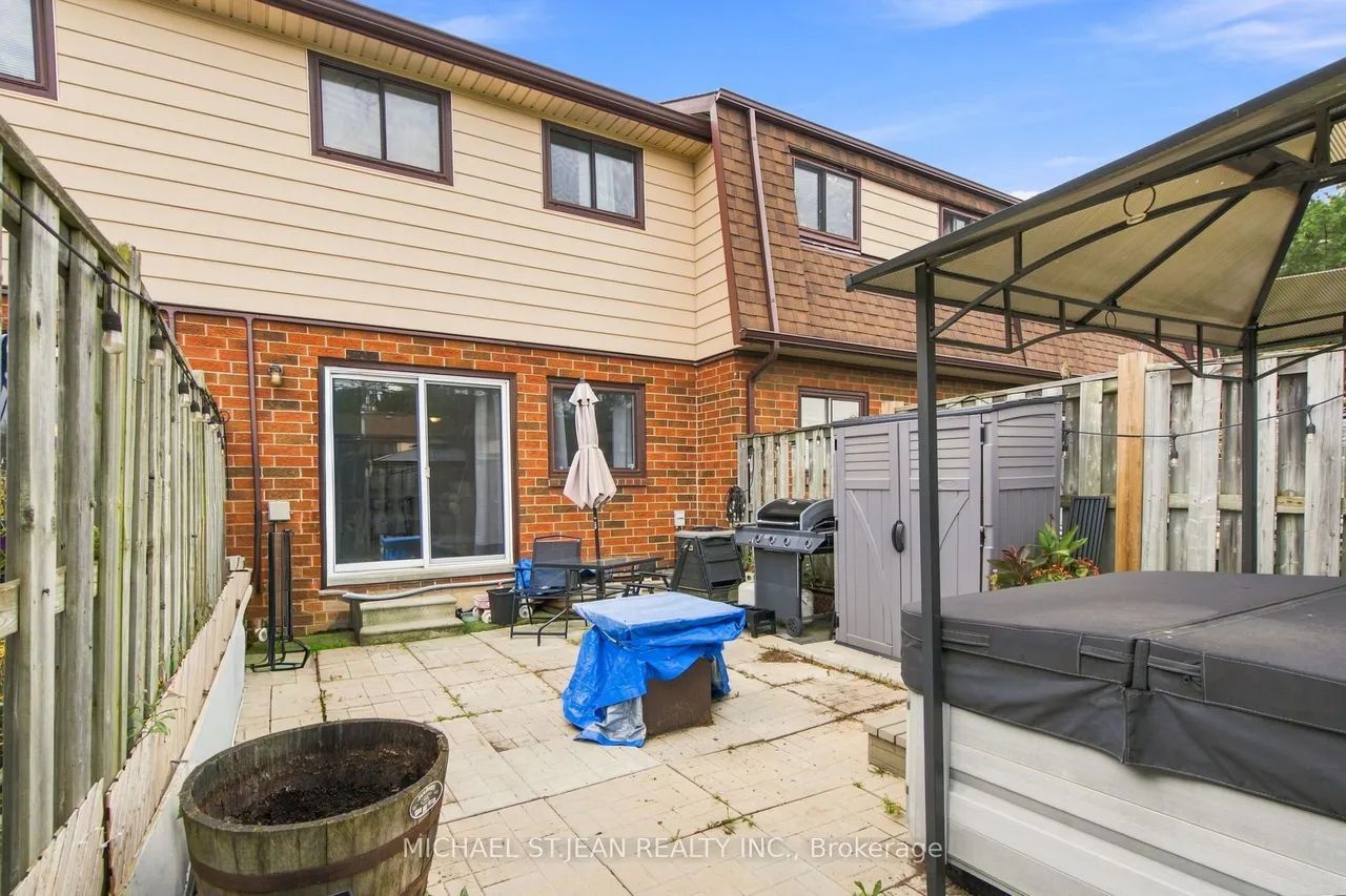 20 Glenvale Drive — photo 29