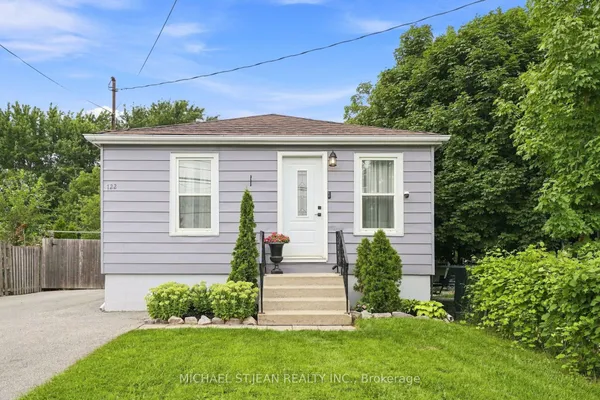 122 Limeridge Road W — photo 2