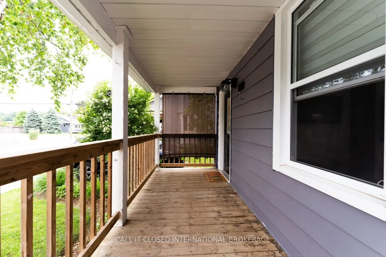 326 Smith Street — photo 2
