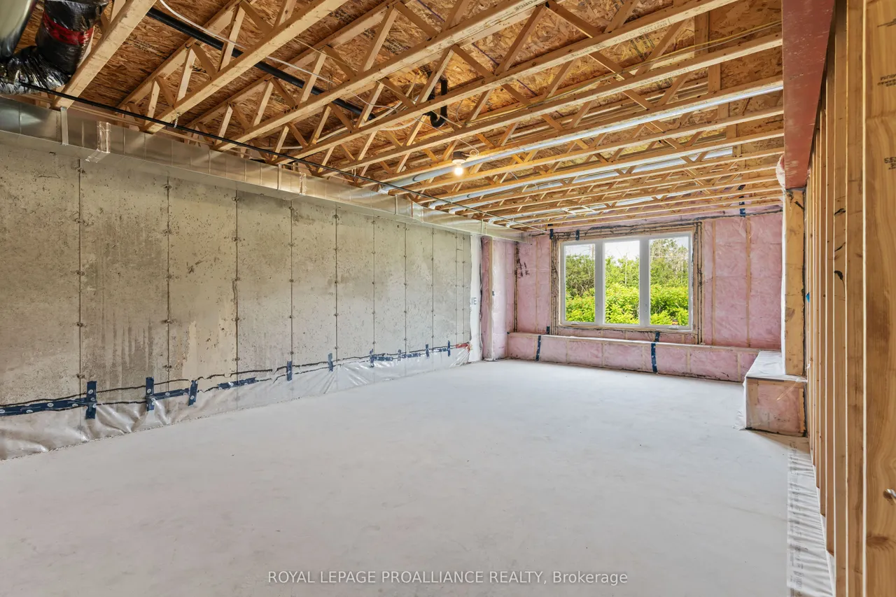 1086 Moore Street — photo 45