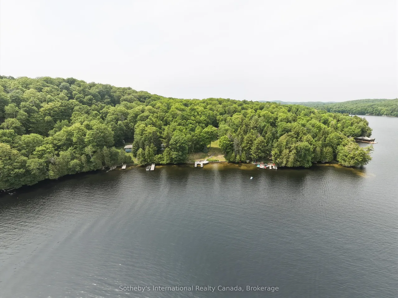 1054 Hilltop Crescent — photo 48