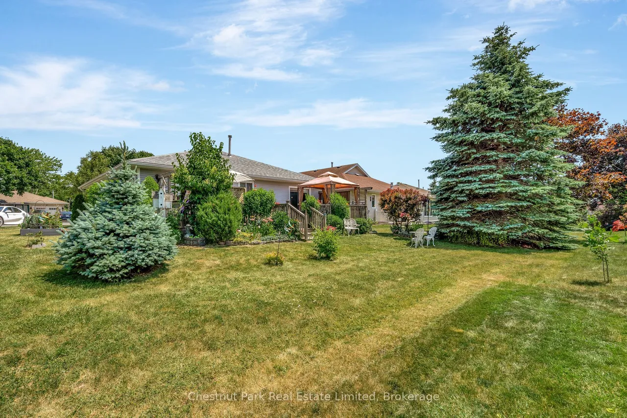 20 Monroe Court — photo 33