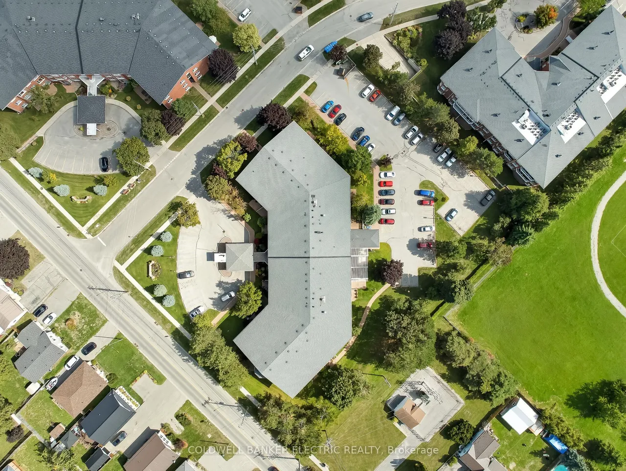 1 Heritage Way — photo 3
