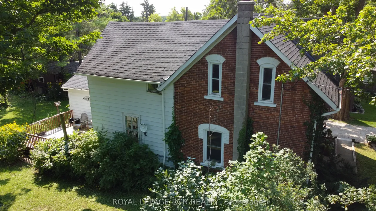 598323 2nd Line W — photo 3