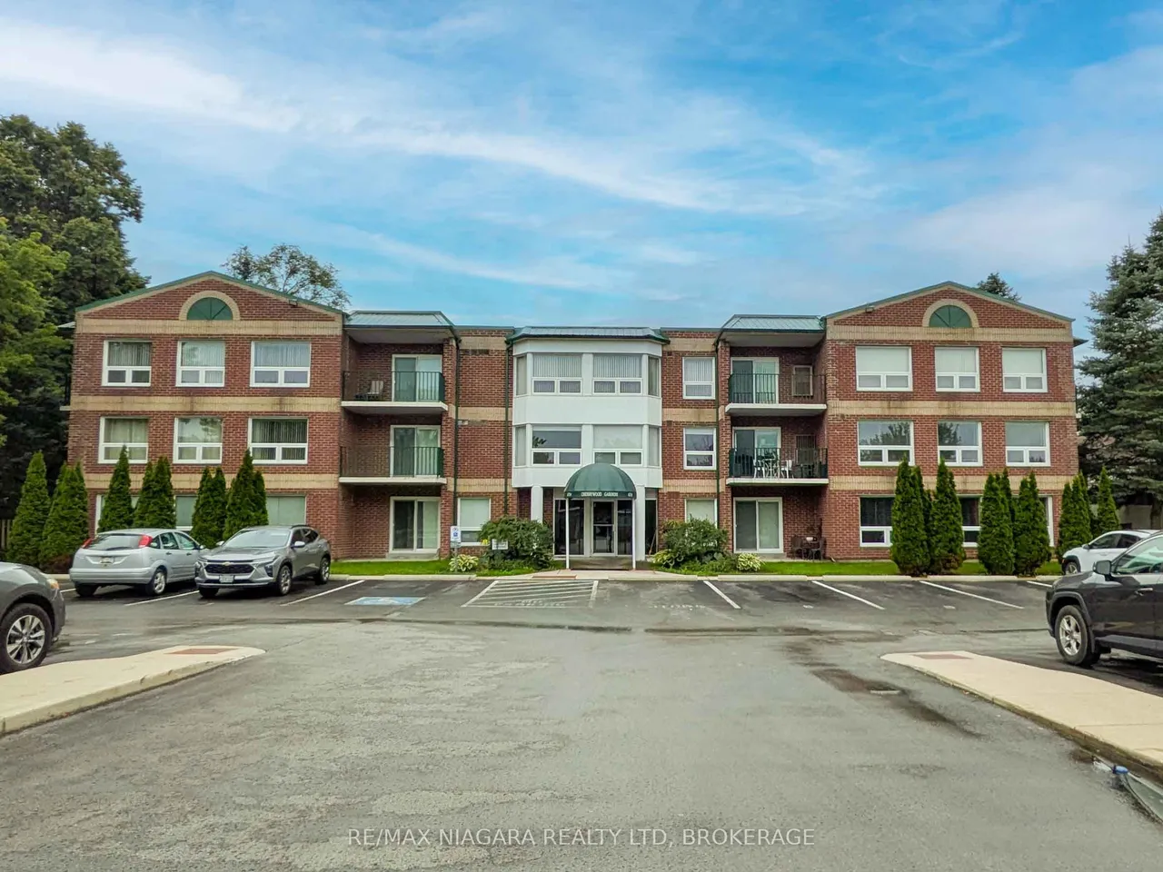 6704 Thorold Stone Road