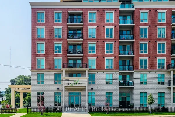 2750 King Street E — photo 2