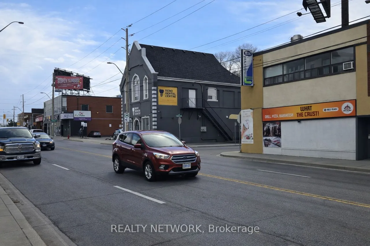 610 Upper James Street — photo 8
