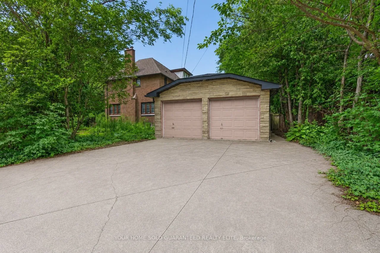 4 Forsyth Avenue N — photo 3