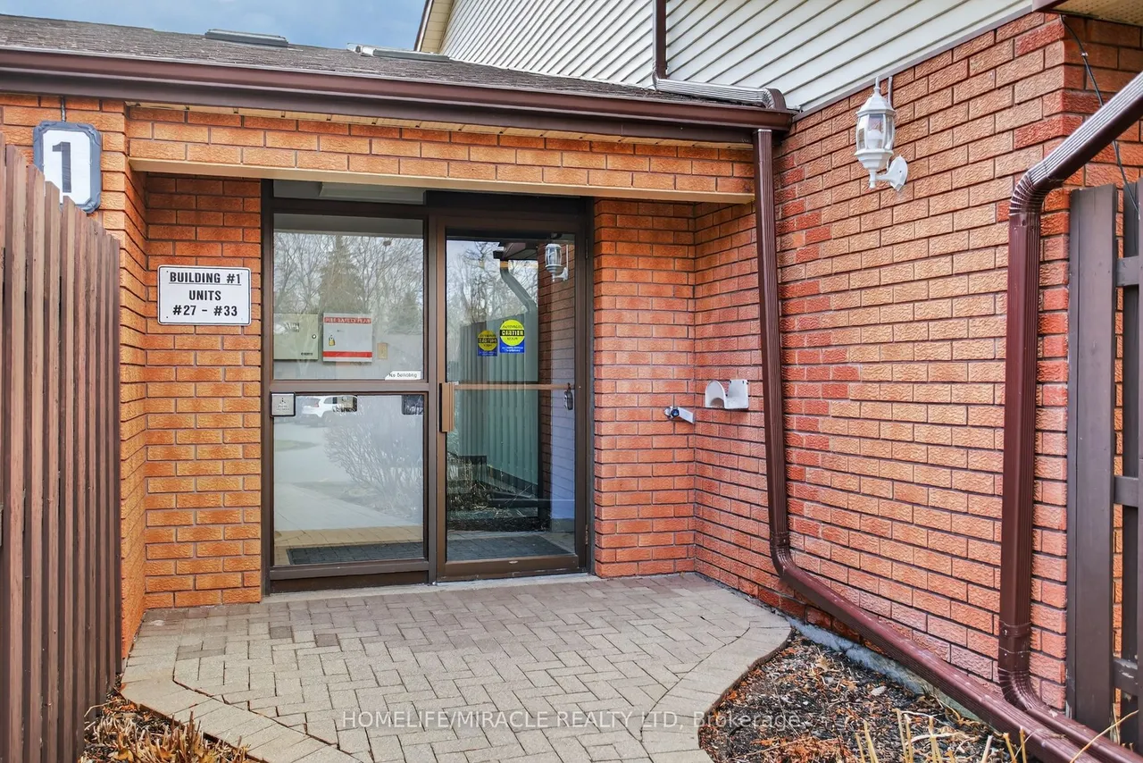 36 Champlain Crescent — photo 3