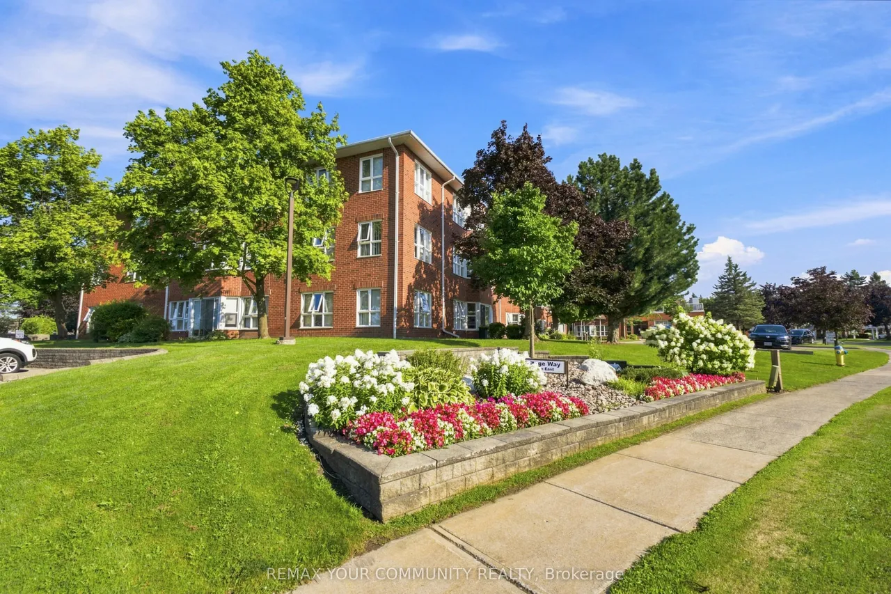 4 Heritage Way — photo 3
