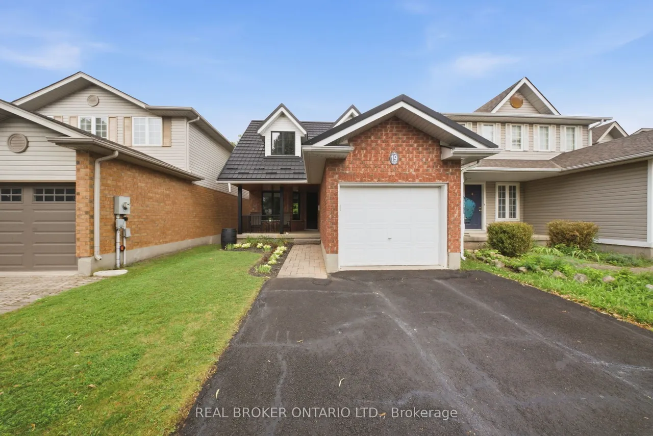 19 Boulder Crescent