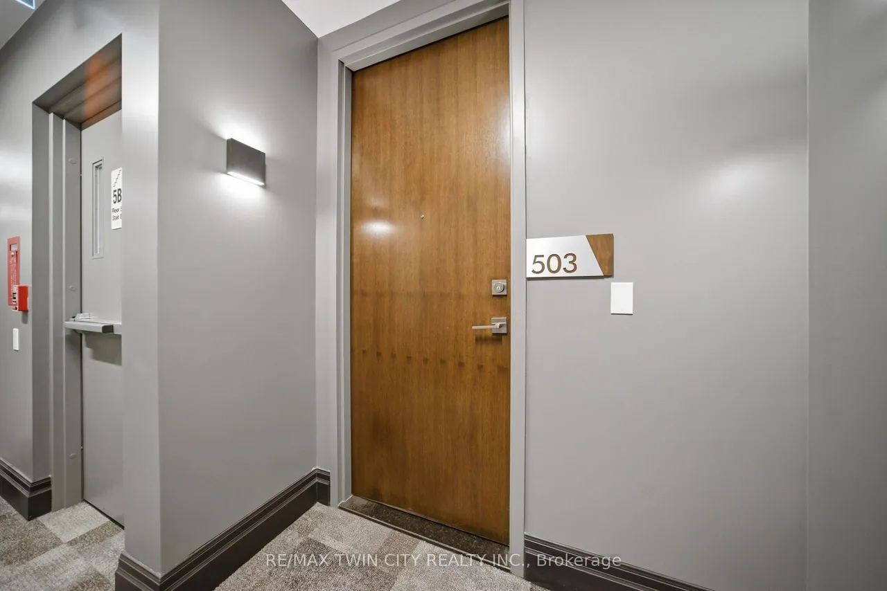 101 Locke Street S — photo 3