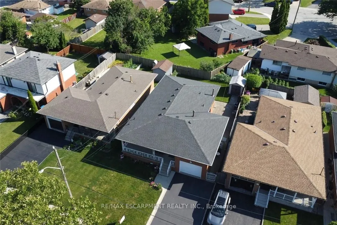 36 Abbington Drive — photo 2