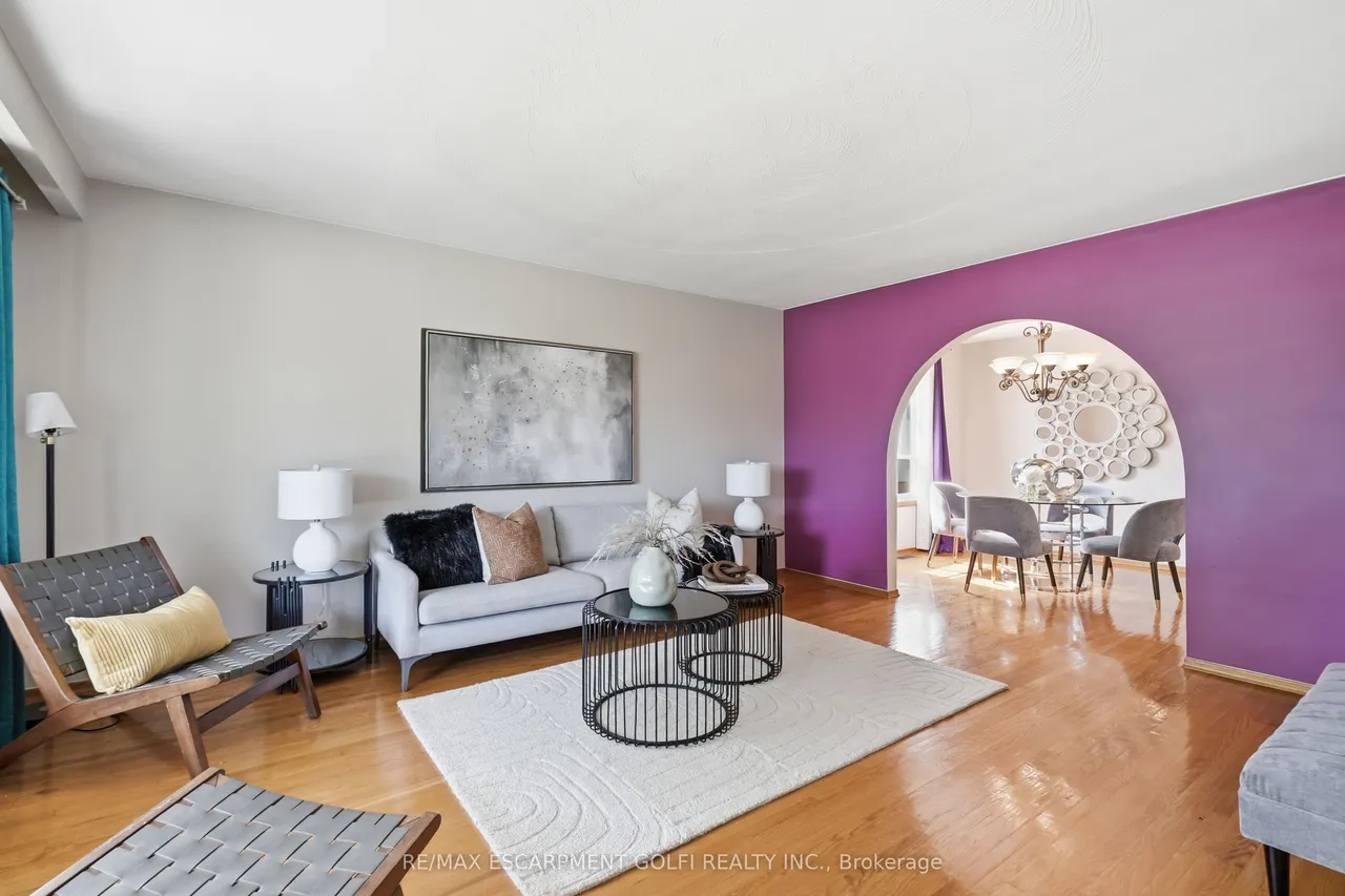 948 Stone Church Road E — photo 3