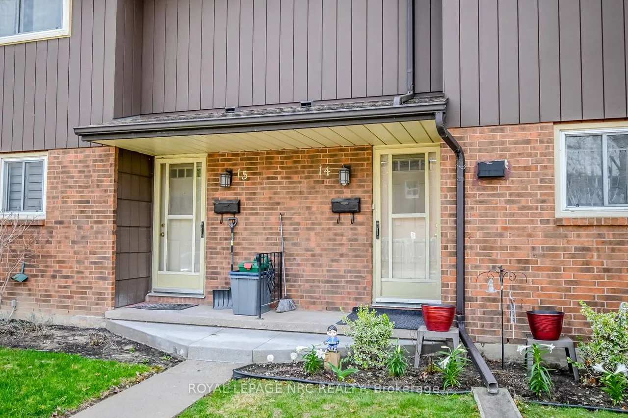 64 FORSTER Street — photo 2