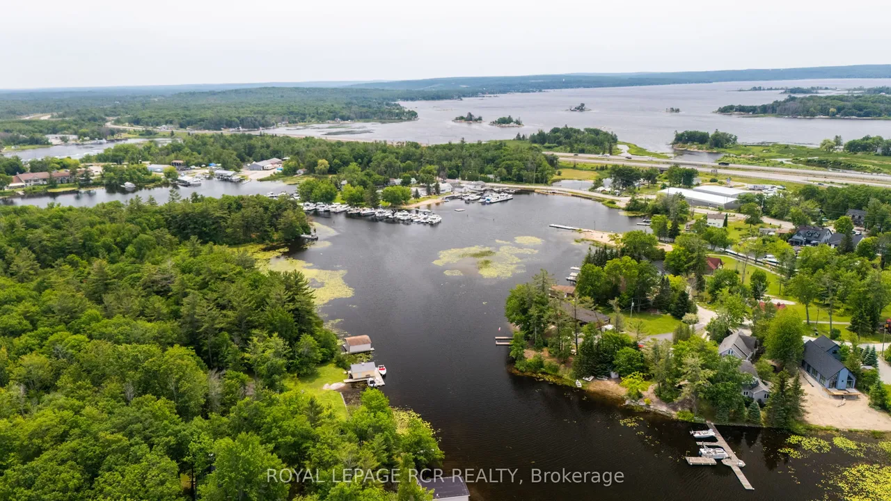 4 ISLAND 20 YELLOWHEAD Island — photo 49