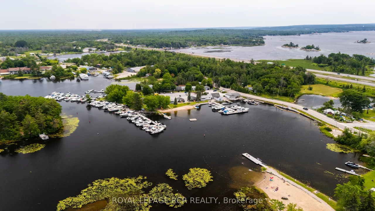 4 ISLAND 20 YELLOWHEAD Island — photo 48