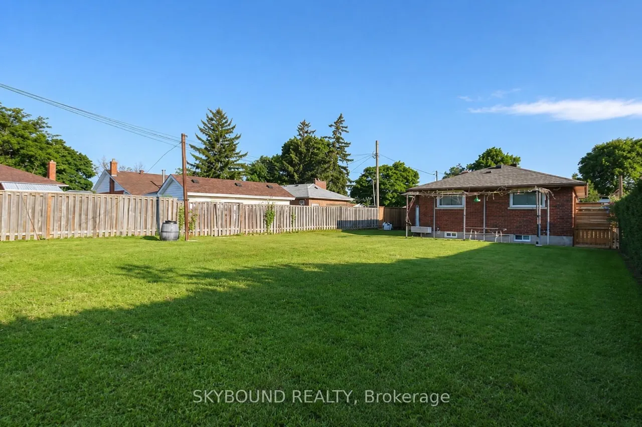 135 Ryerson Street — photo 11