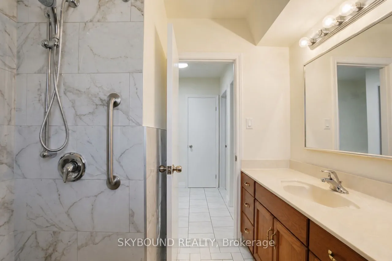 135 Ryerson Street — photo 10