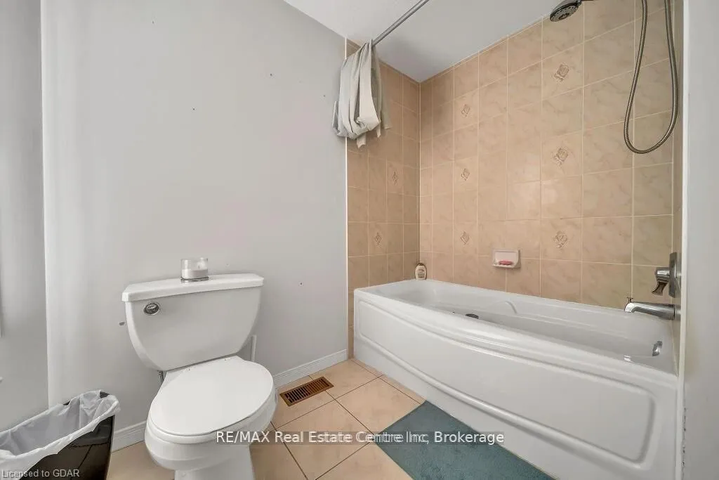 61 MOFFATT Lane — photo 3