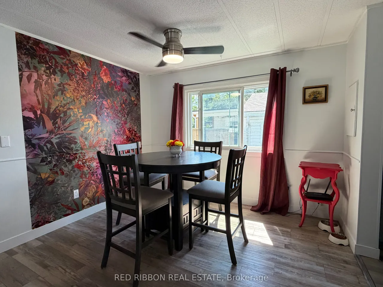 16 Velma Street — photo 3