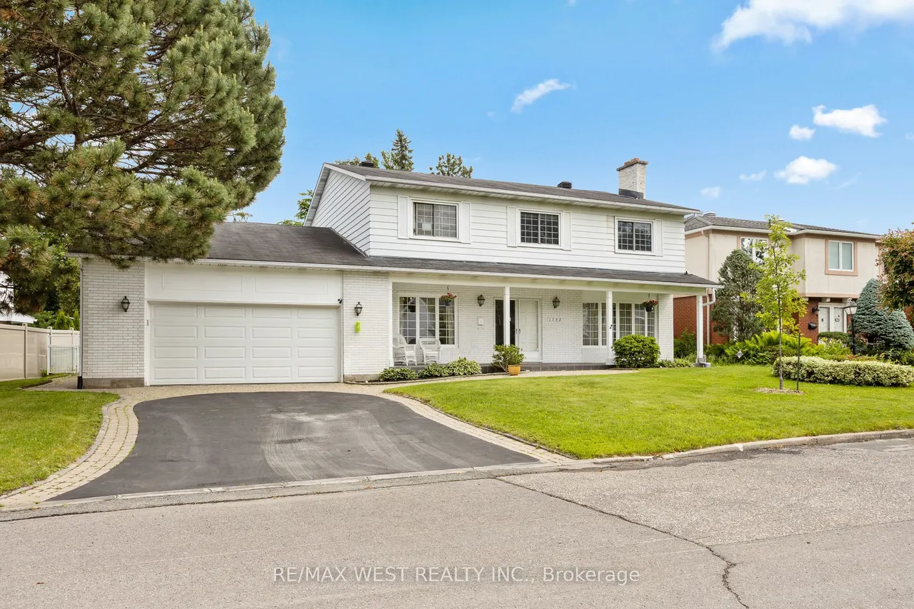 1758 Rhodes Crescent