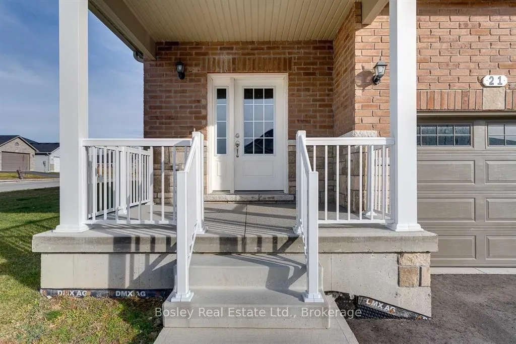 21 Tolman Street — photo 3