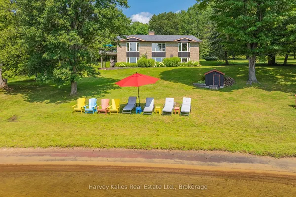 1061 Sawmill Lane — photo 2